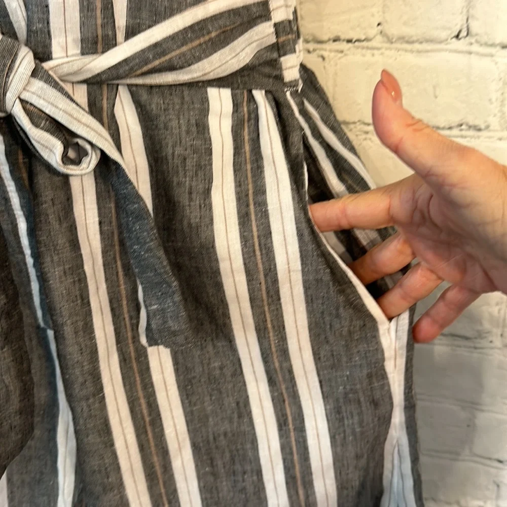 Banana Republic romper NWOT